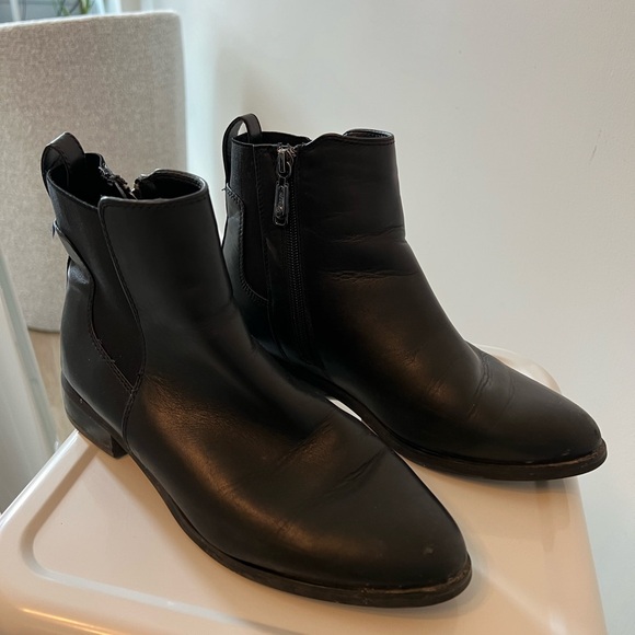 Blondo Leather Boots - Picture 3 of 5